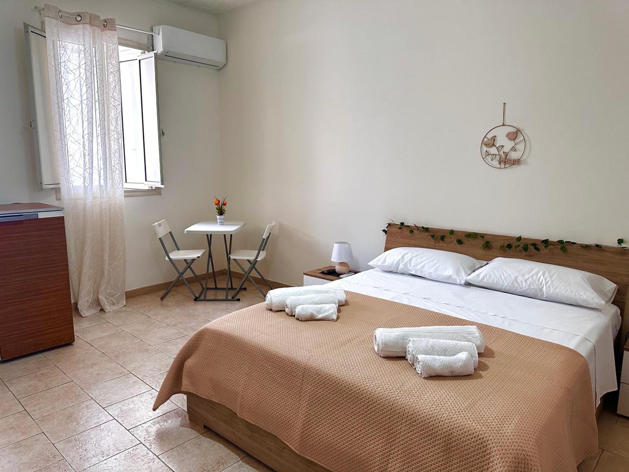Villa De Amicis Aeroporto di Catania Fontana Rossa Esterno foto